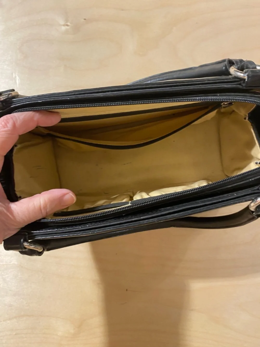 Miche Black Woven Top-Handle Hand Bag (RE)